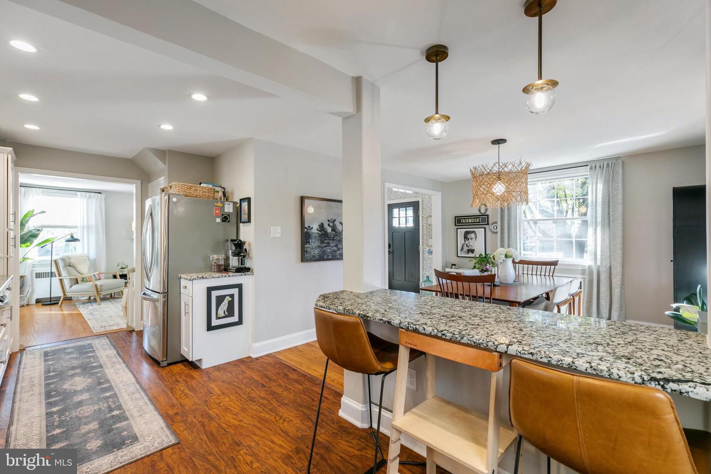 201 Walnut Pl