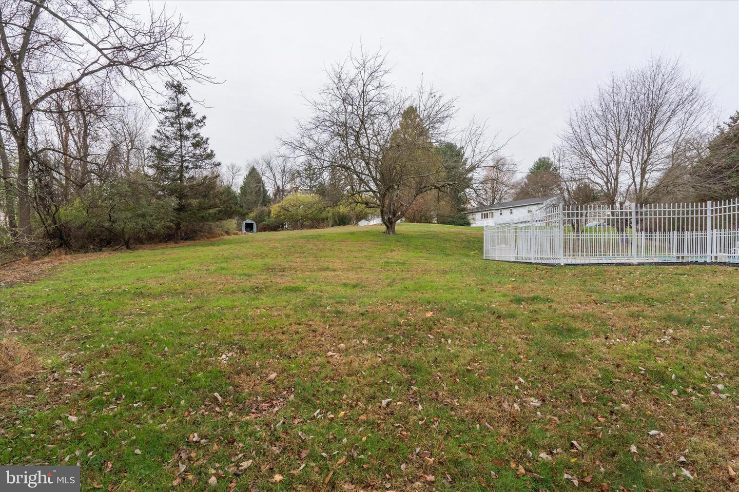 411 Ivy Ln