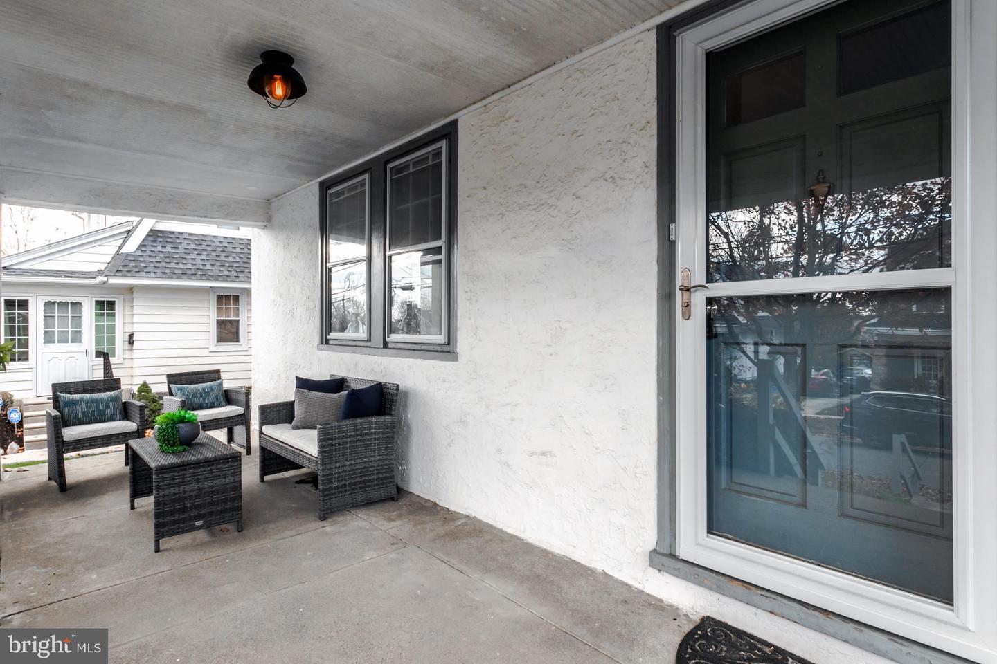 106 Colfax Rd