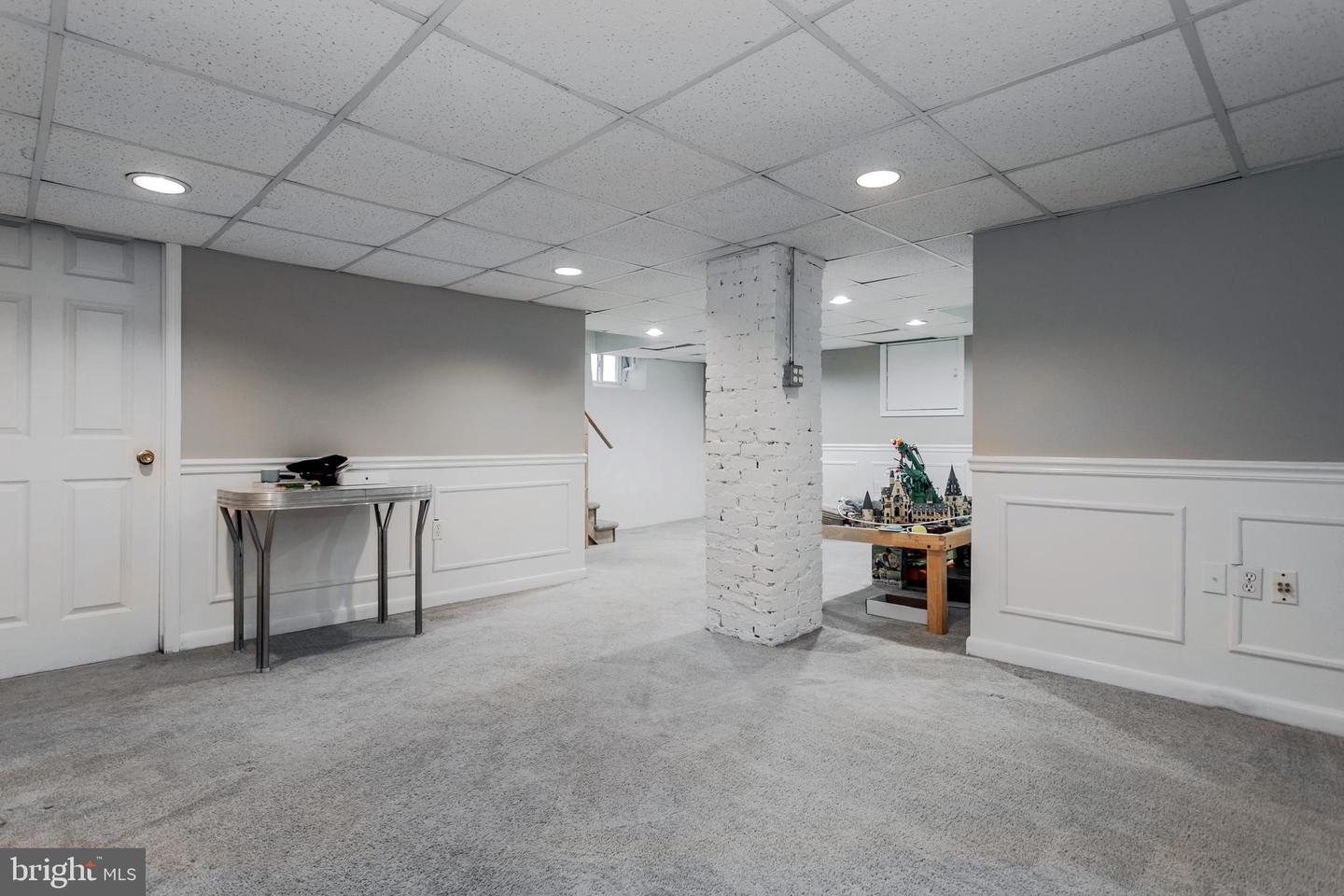 106 Colfax Rd