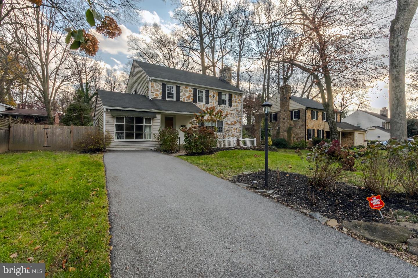 1013 Severn Ln