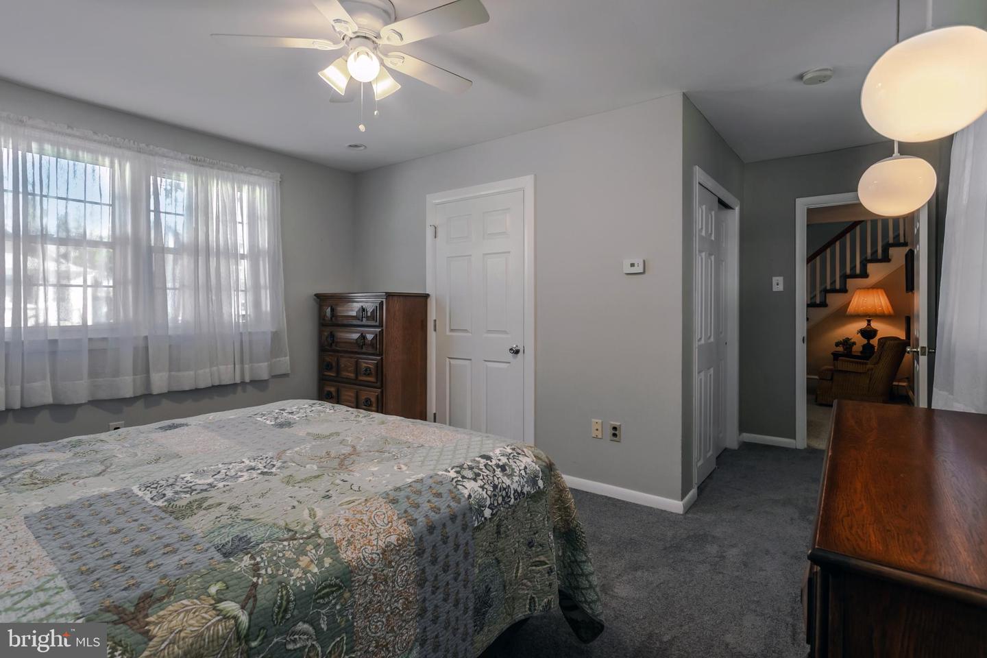 202 W Cooke Ave