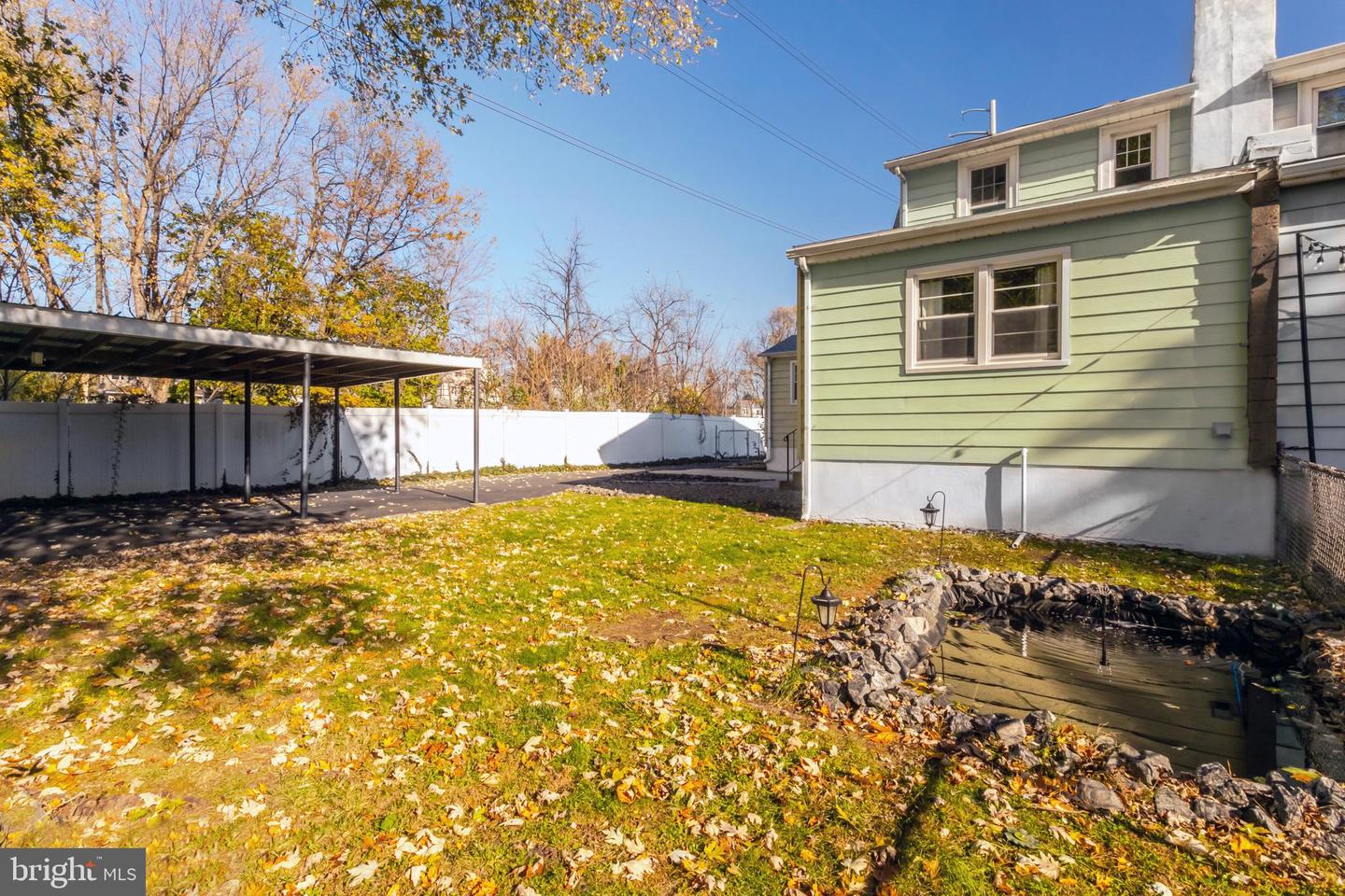 202 W Cooke Ave