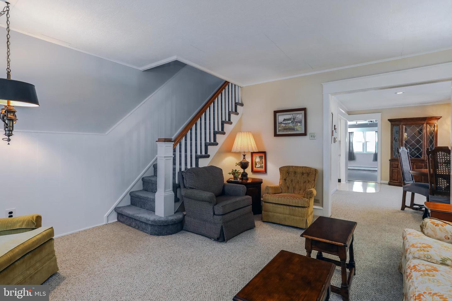 202 W Cooke Ave