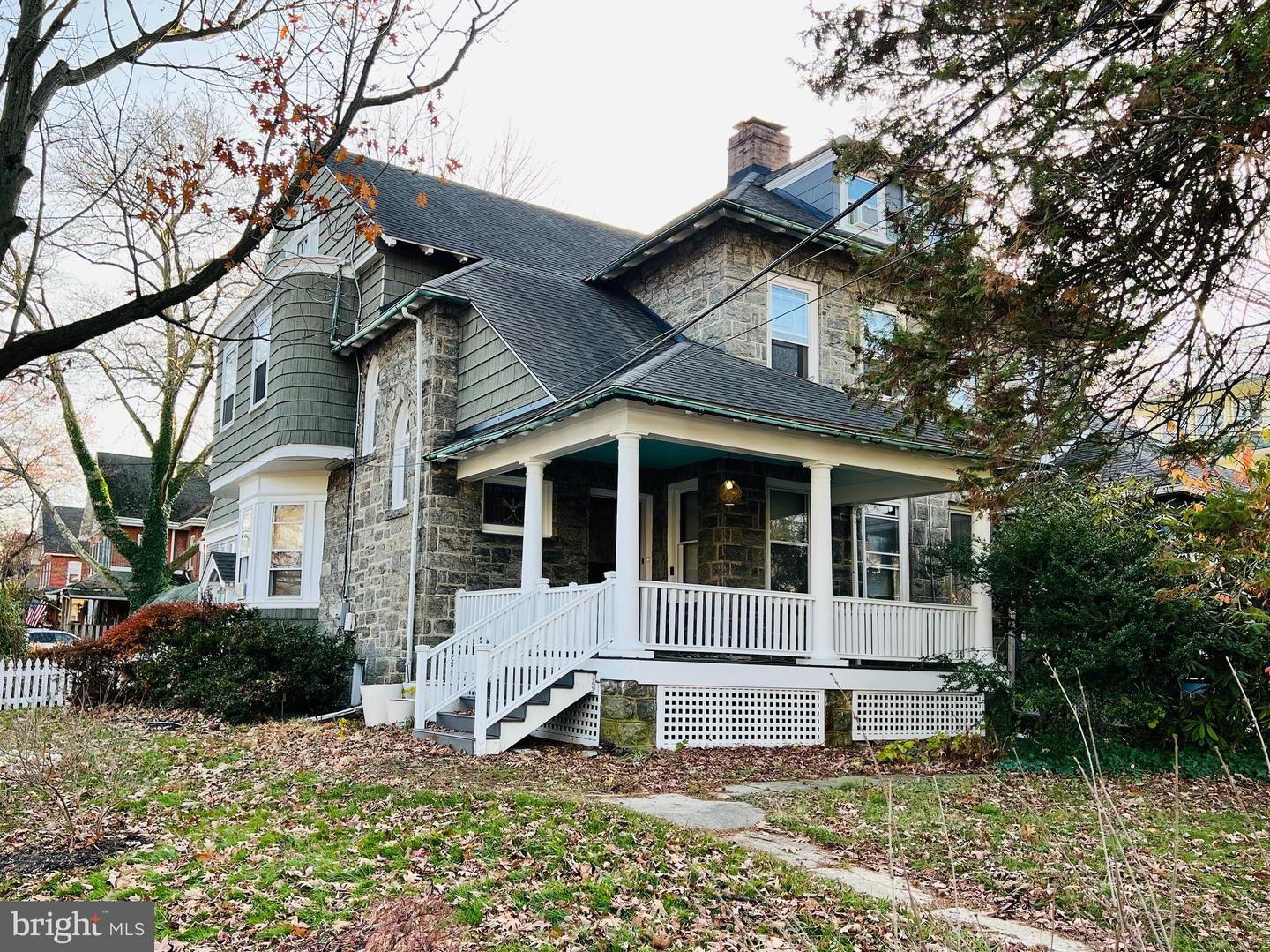 58 E Greenwood Ave
