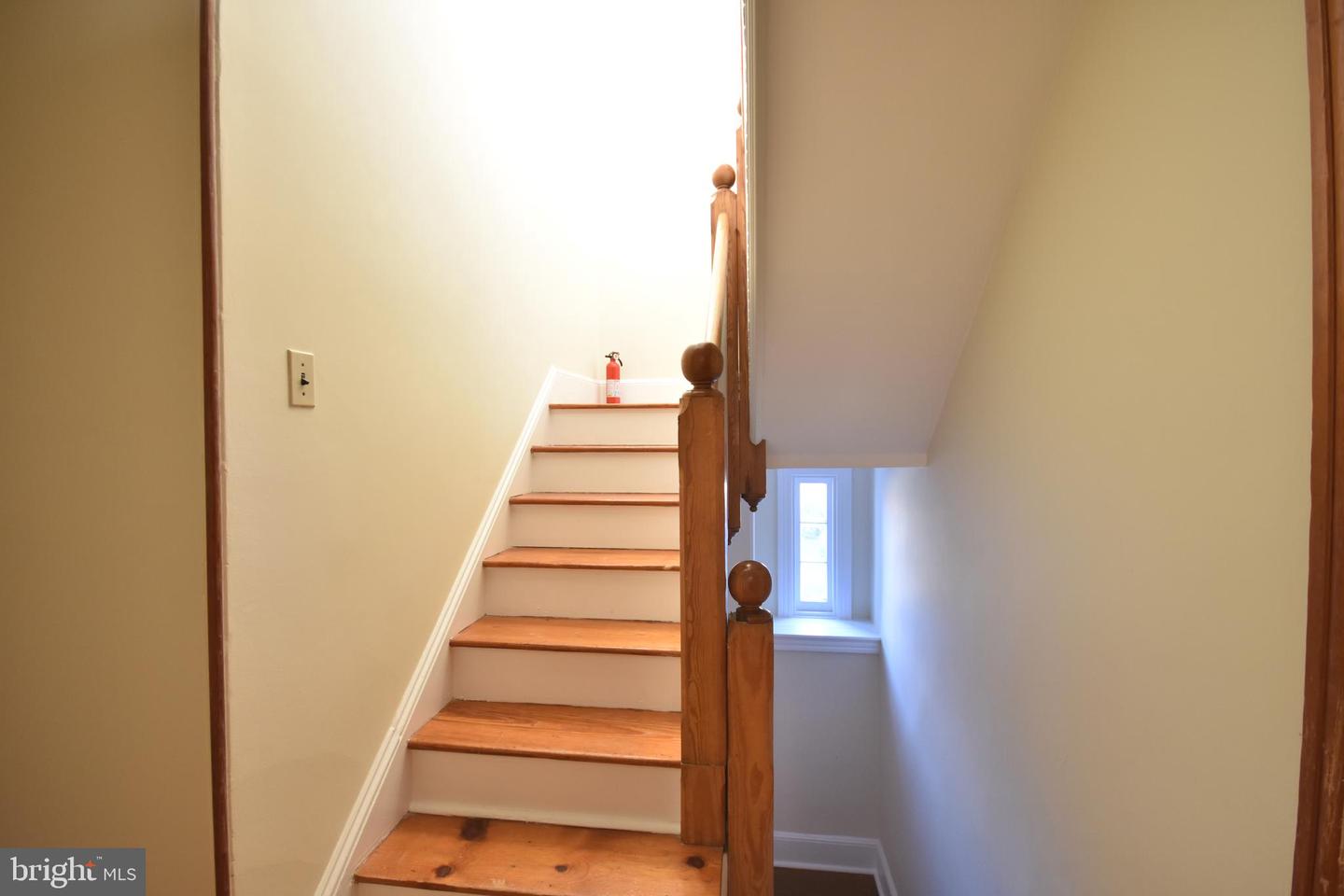 58 E Greenwood Ave