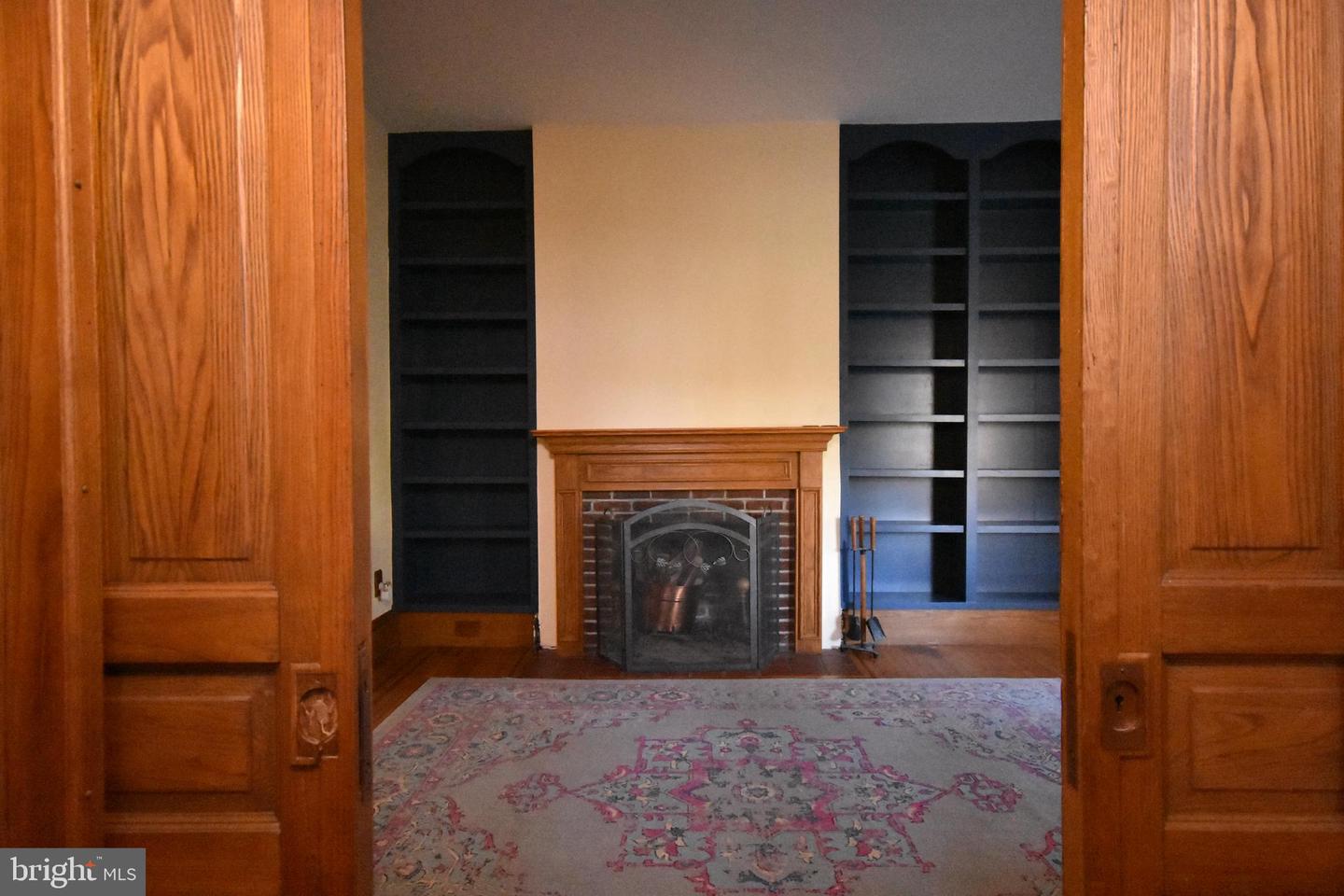 58 E Greenwood Ave