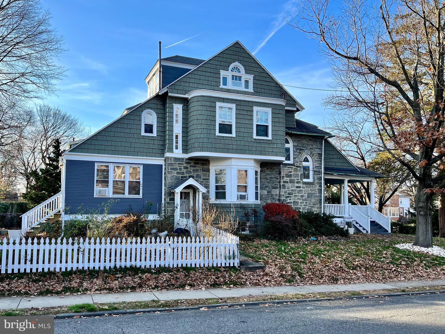 58 E Greenwood Ave
