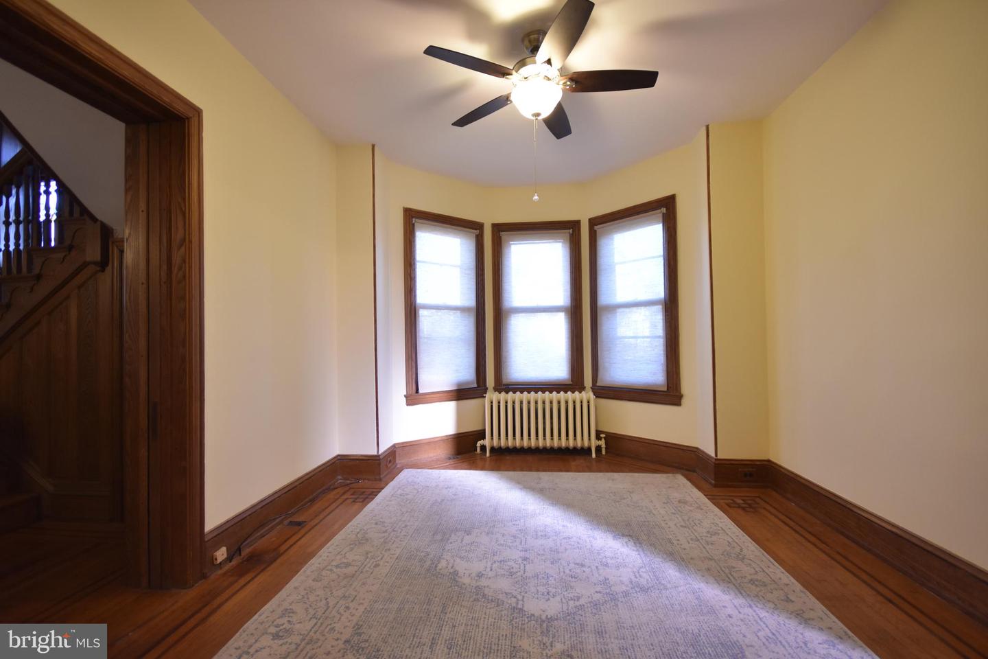 58 E Greenwood Ave