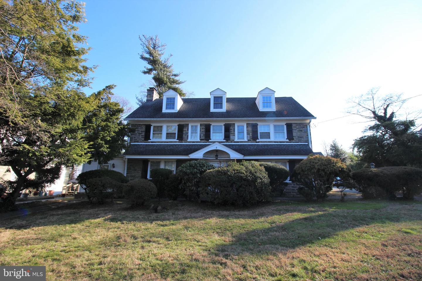 2424 Garrett Rd
