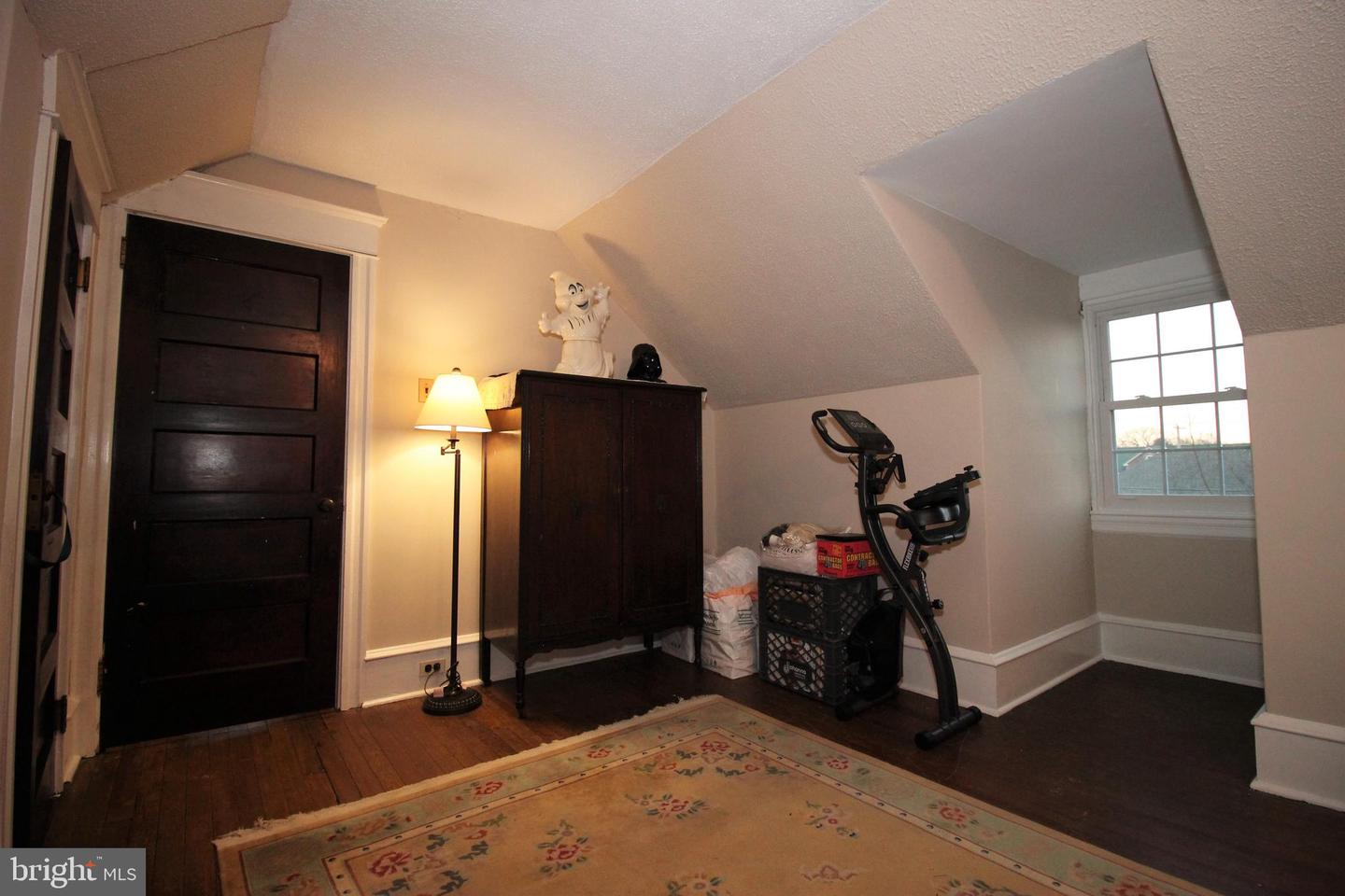 2424 Garrett Rd