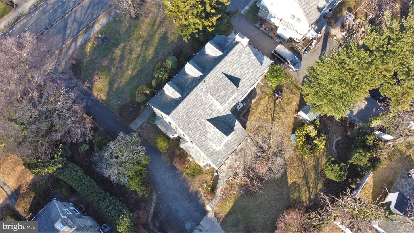2424 Garrett Rd