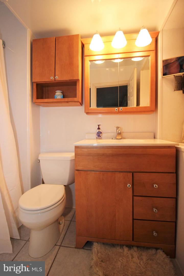 2424 Garrett Rd