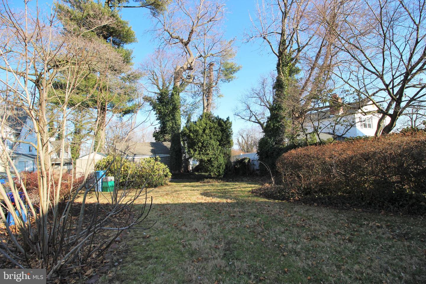 2424 Garrett Rd