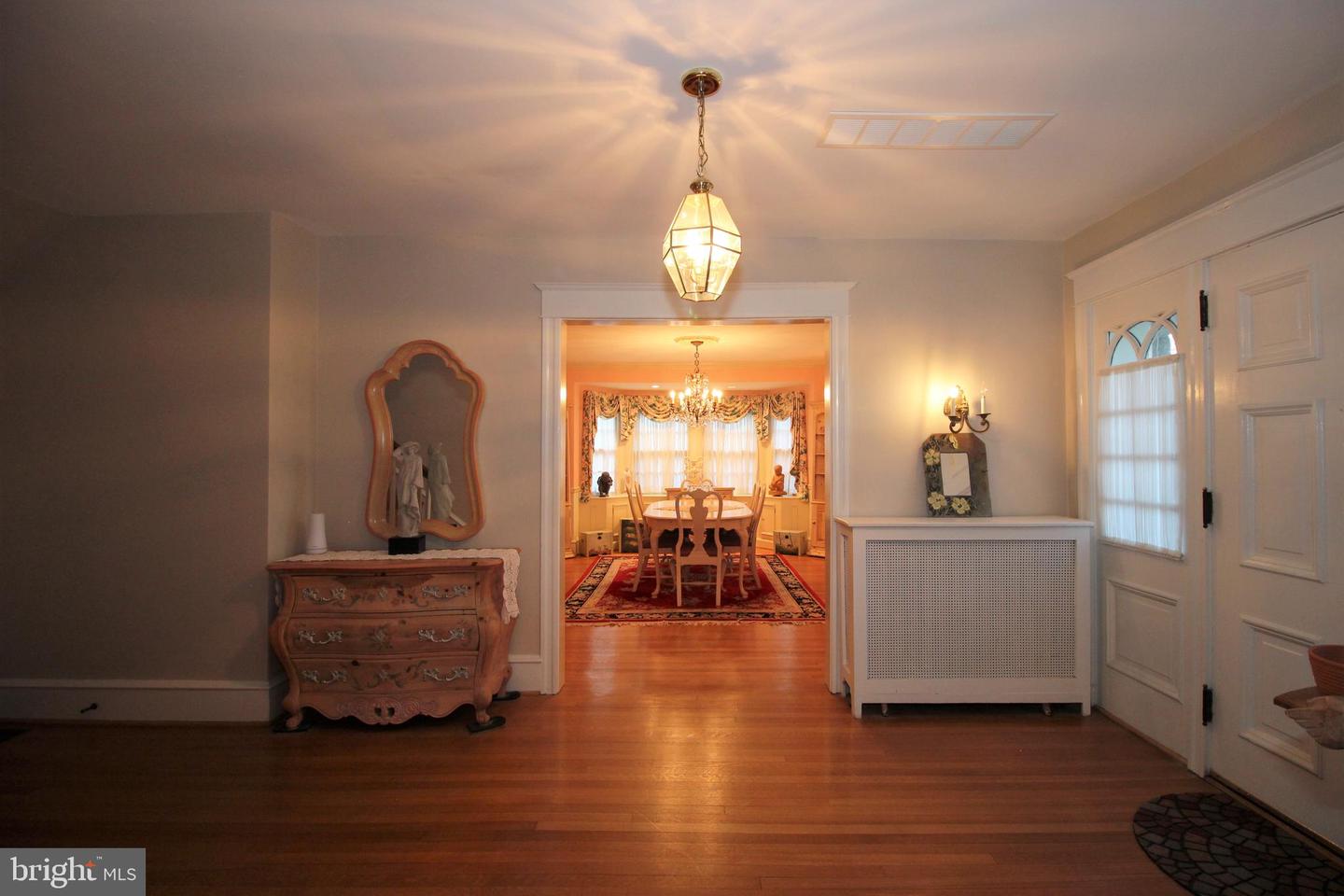 2424 Garrett Rd