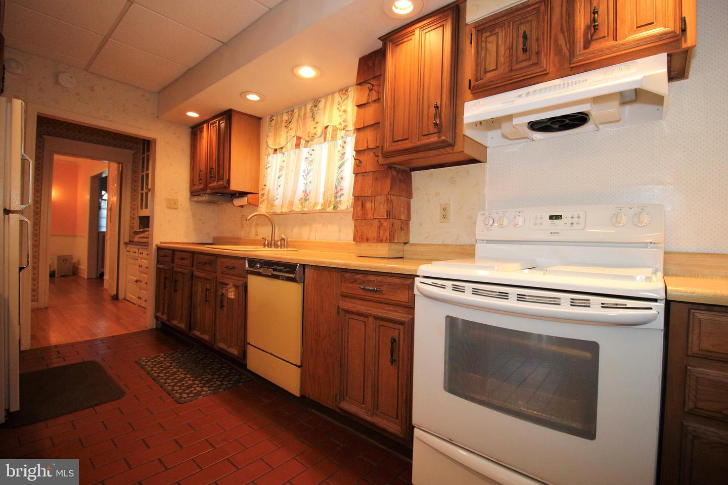 2424 Garrett Rd