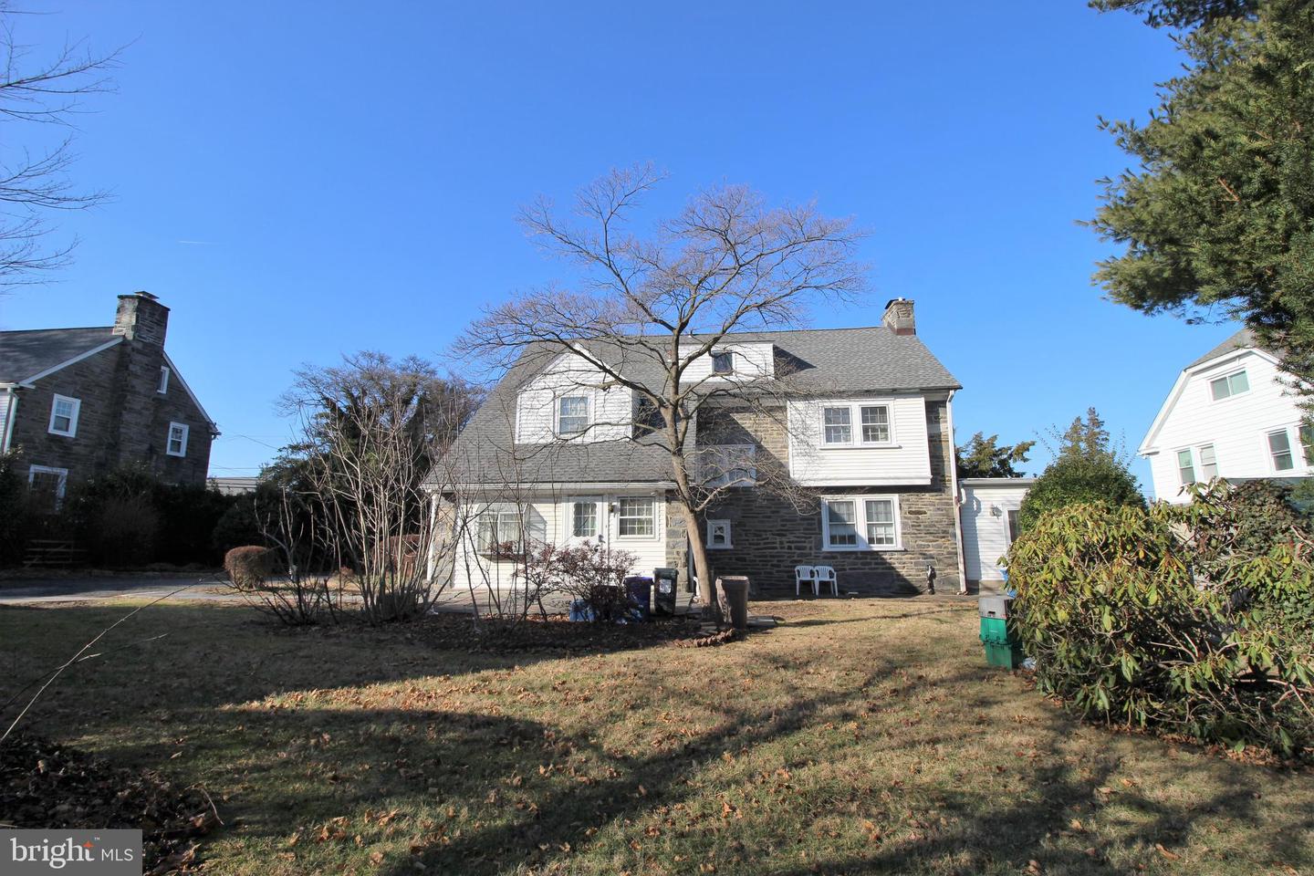 2424 Garrett Rd