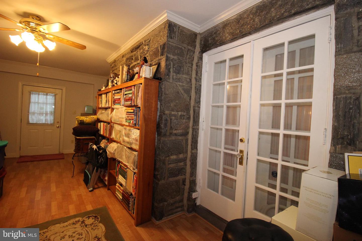 2424 Garrett Rd