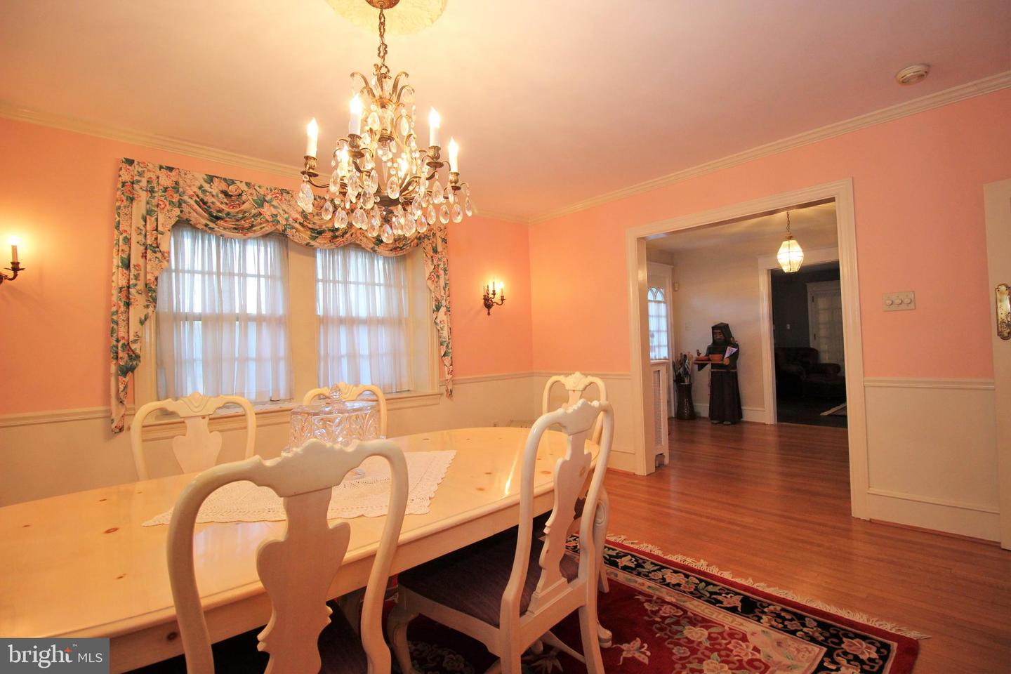 2424 Garrett Rd