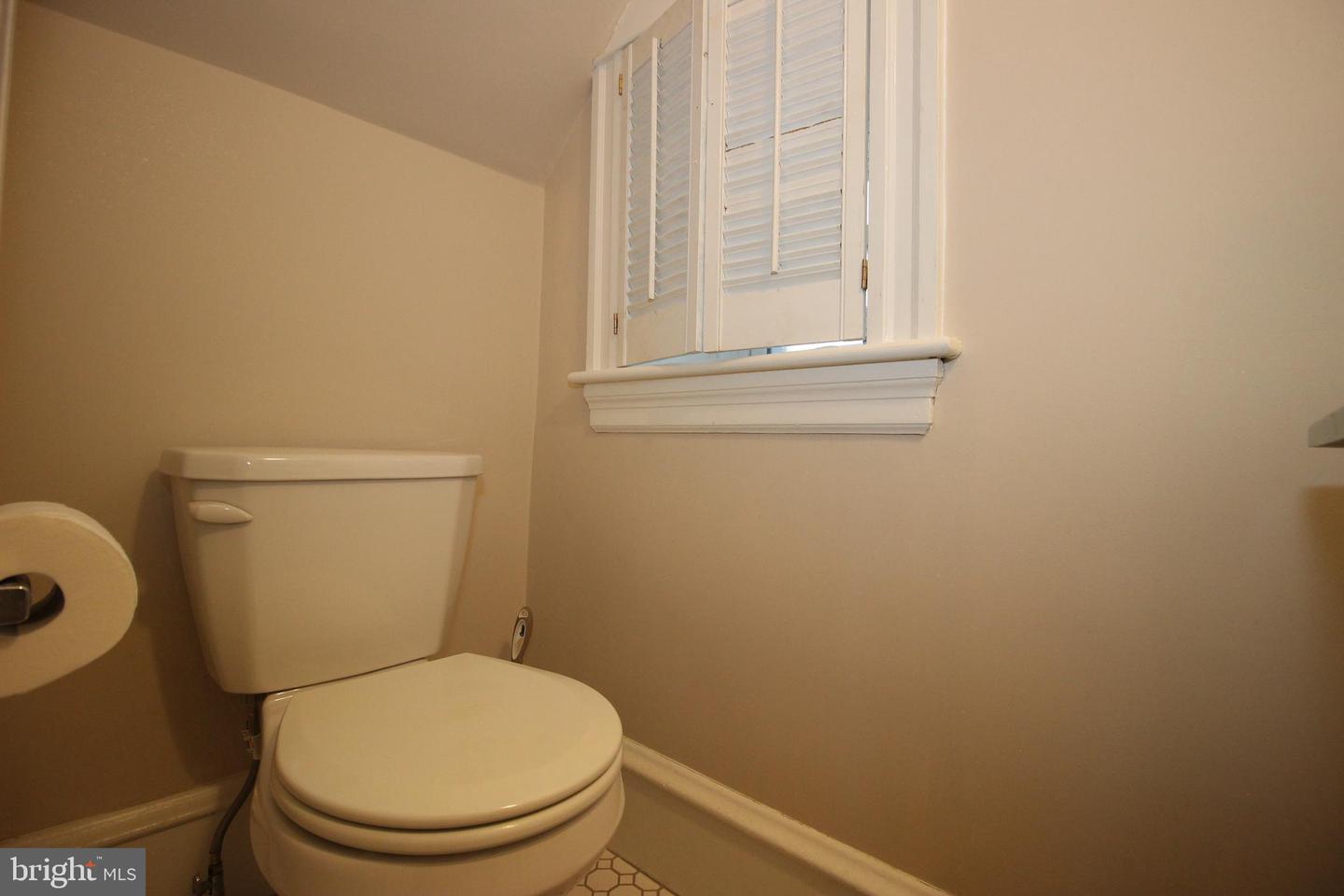 2424 Garrett Rd