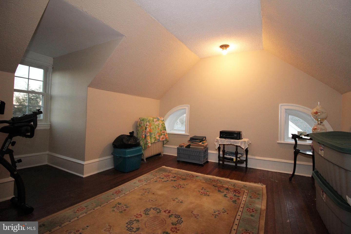 2424 Garrett Rd