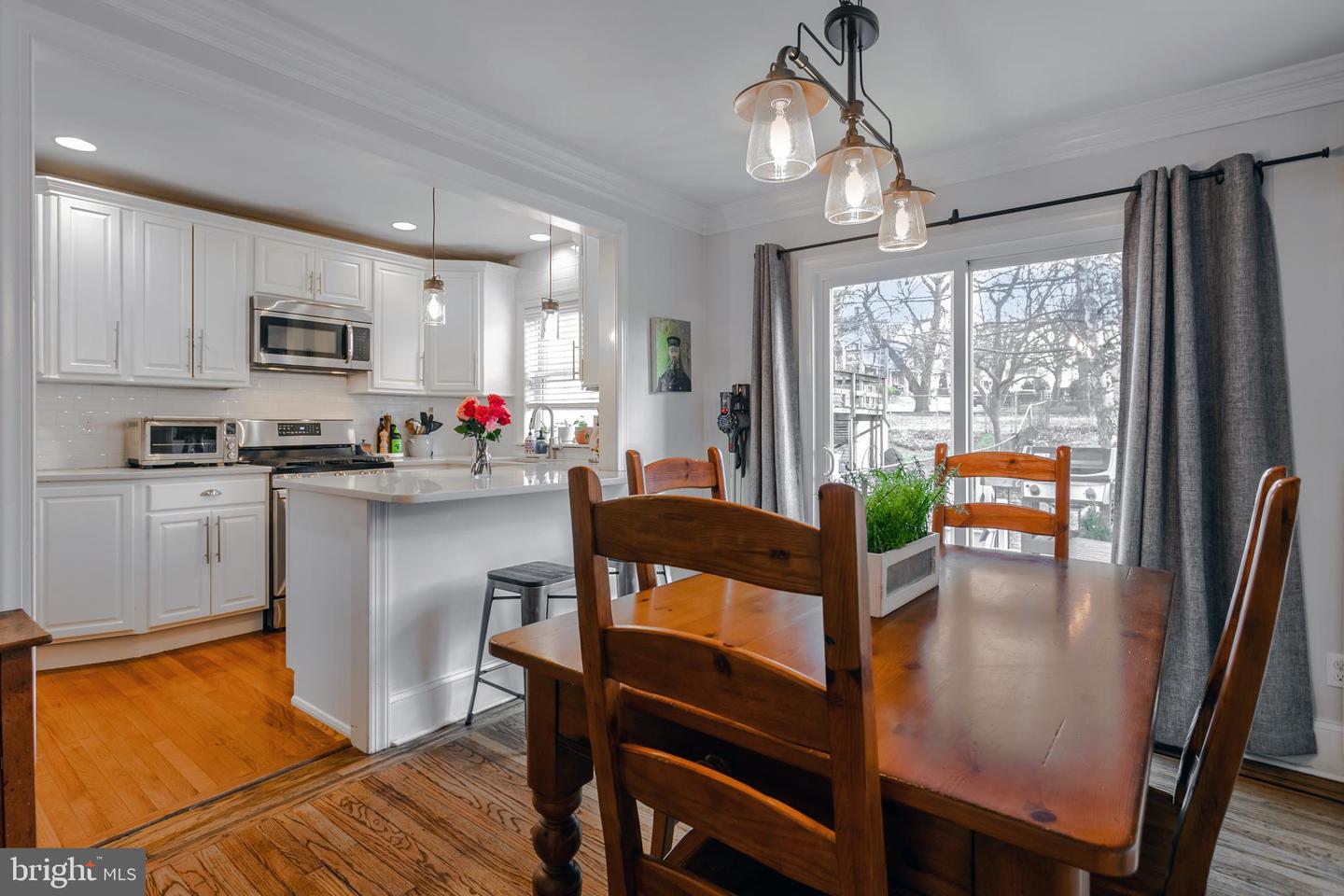 613 Woodland Dr