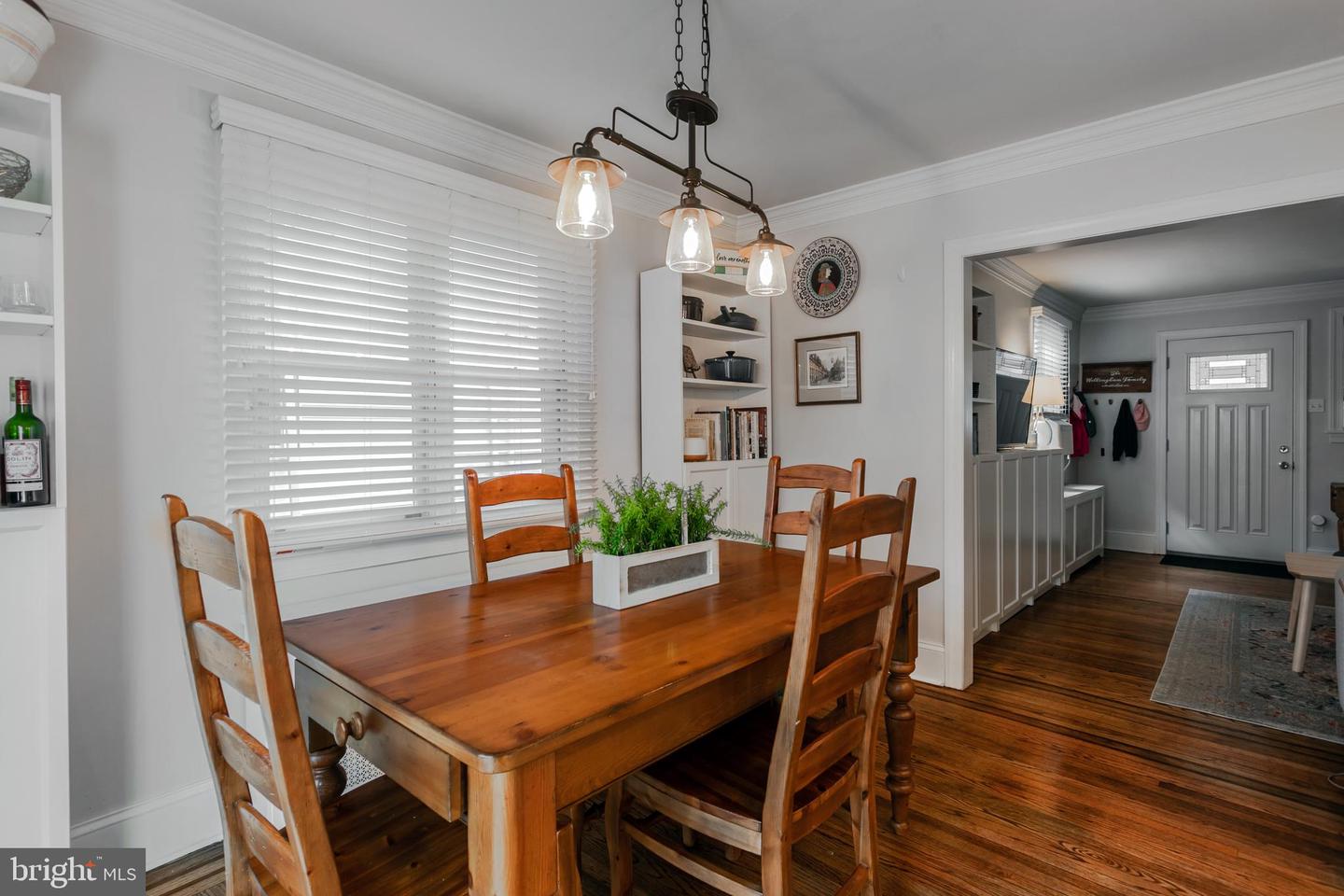 613 Woodland Dr