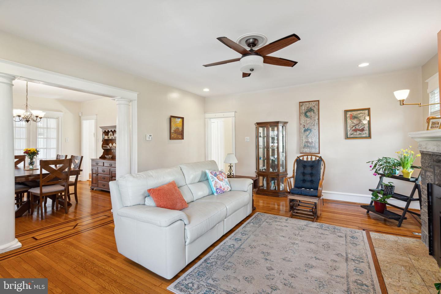 306 Riverview Ave