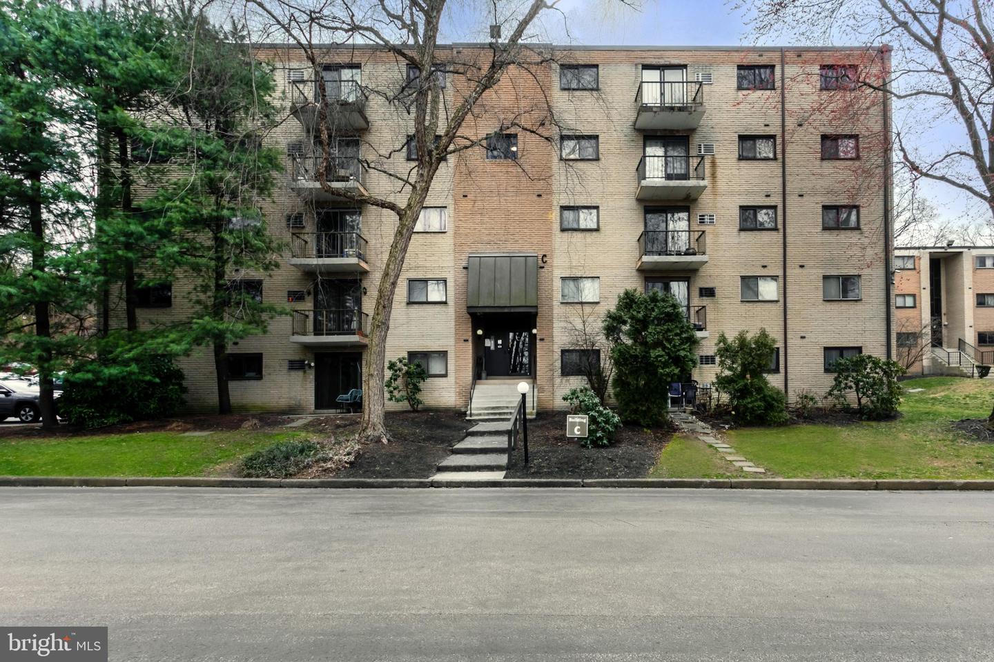 400 Glendale Rd #C 55