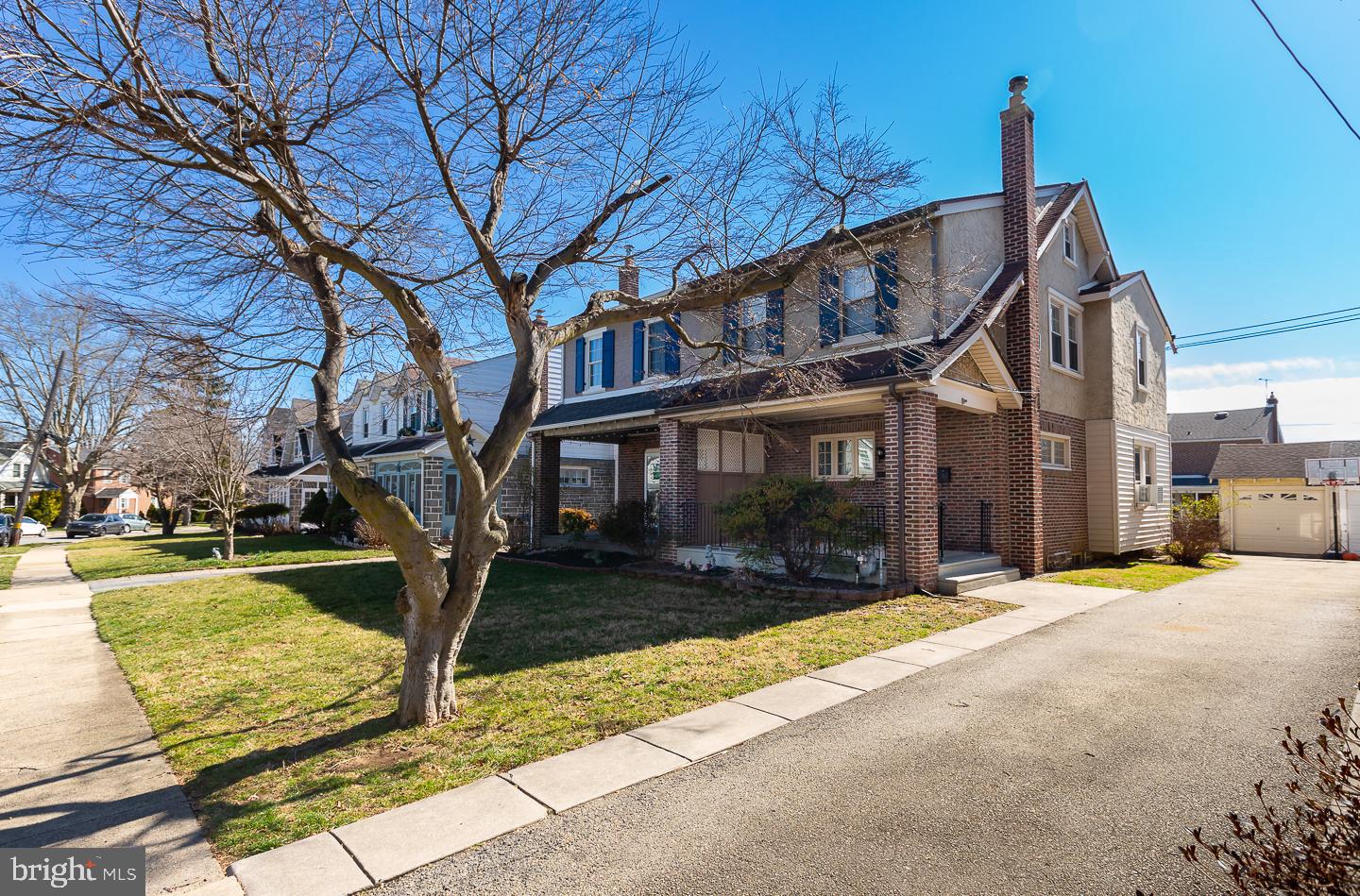 464 Olympic Ave