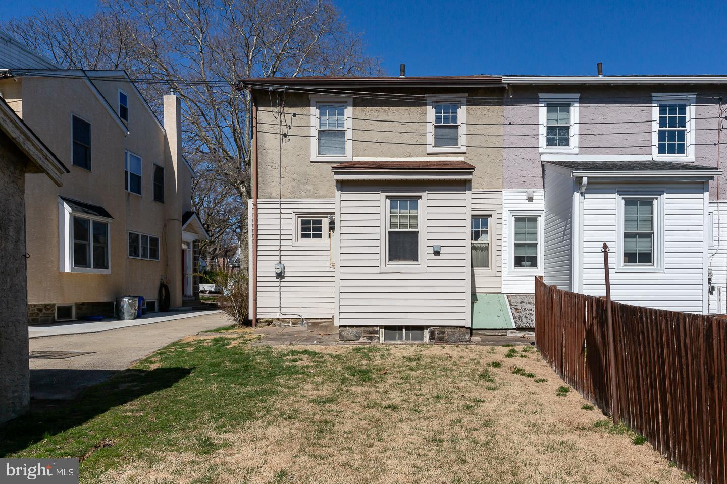 464 Olympic Ave