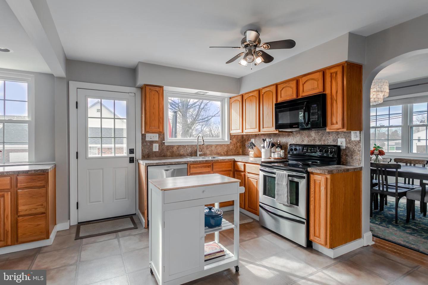 1545 Ashton Rd