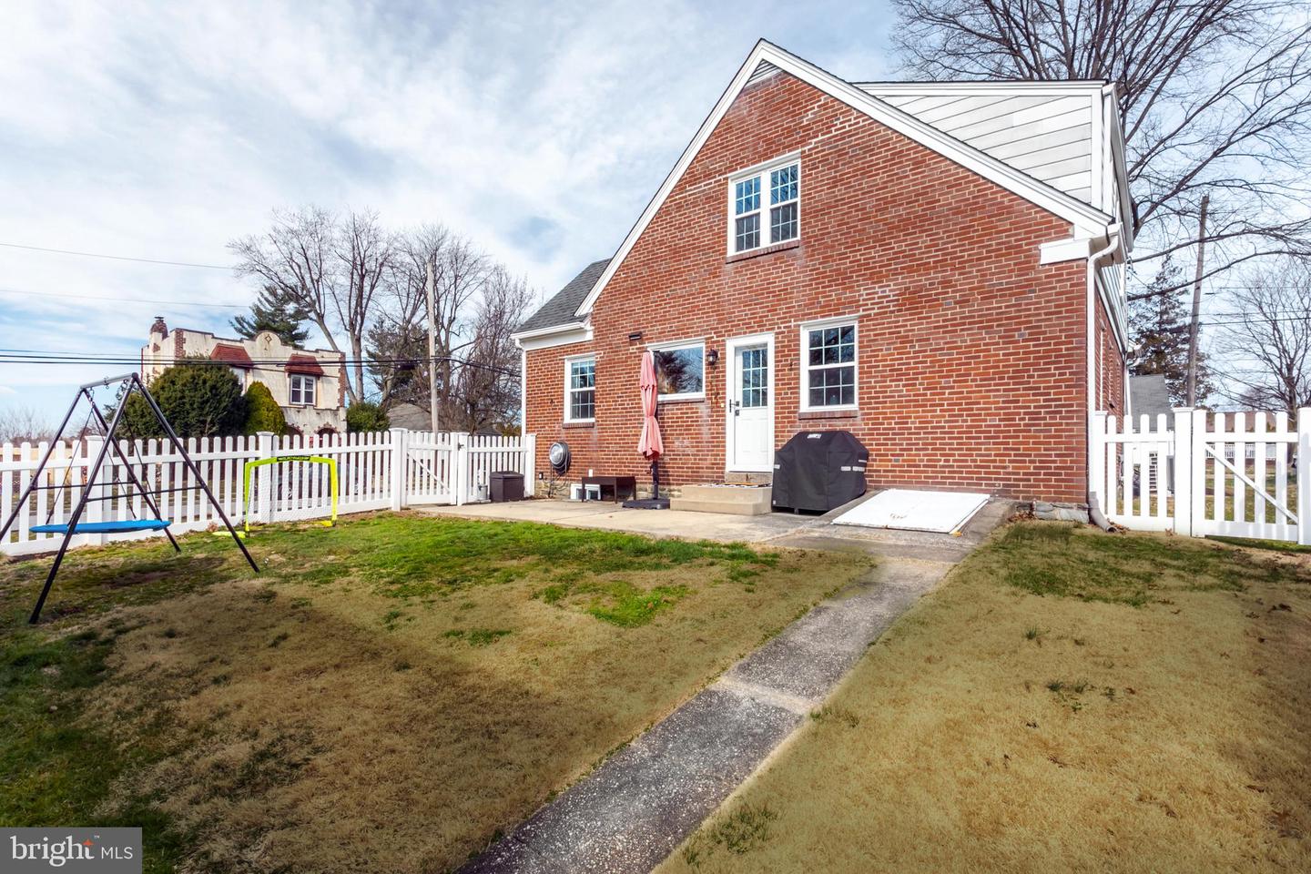 1545 Ashton Rd