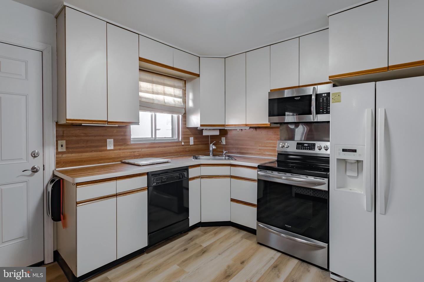 138 Juniper Rd