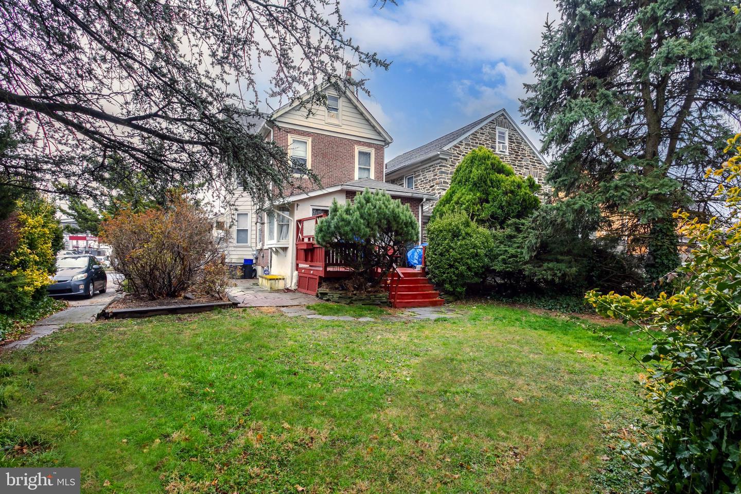 4 S Windsor Ave