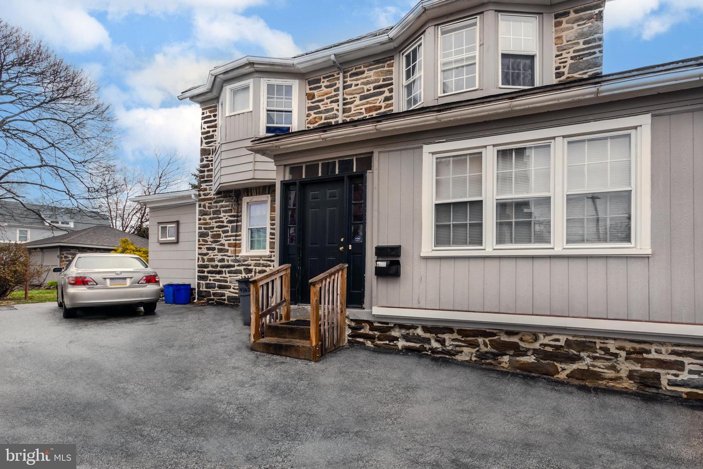 16 Windsor Ave