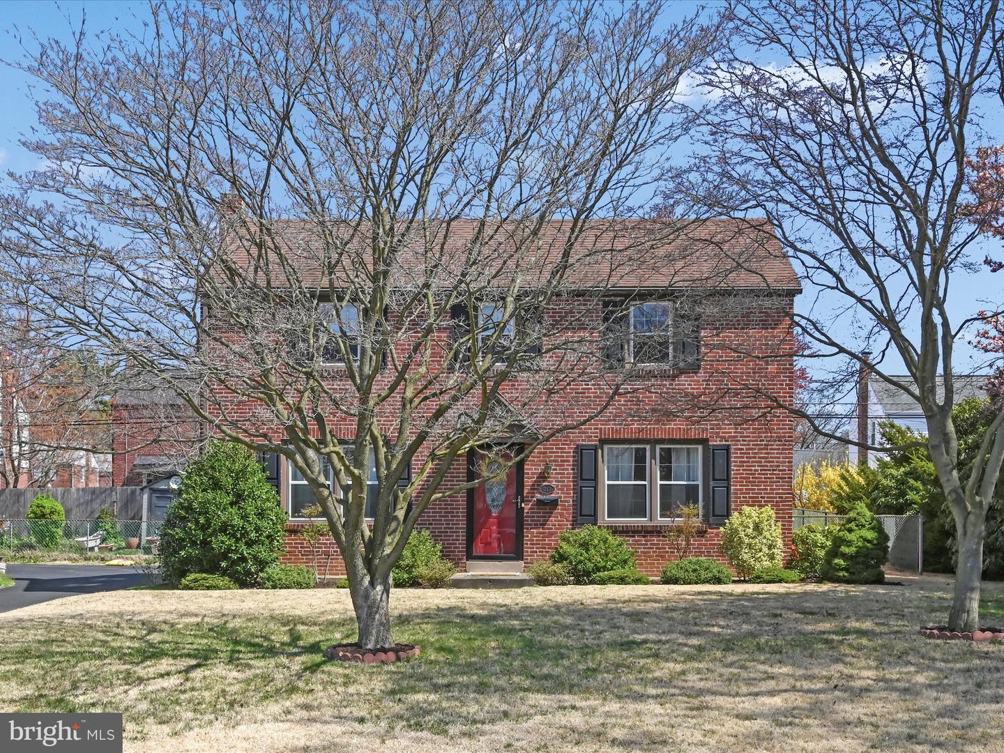 217 Pickwick Rd