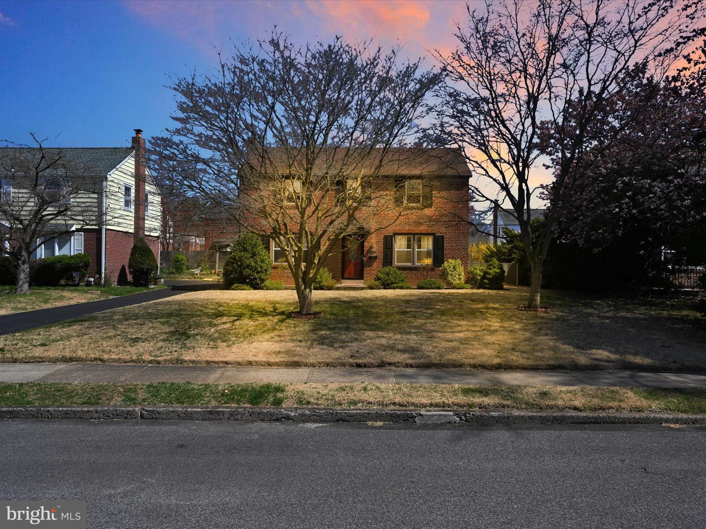 217 Pickwick Rd