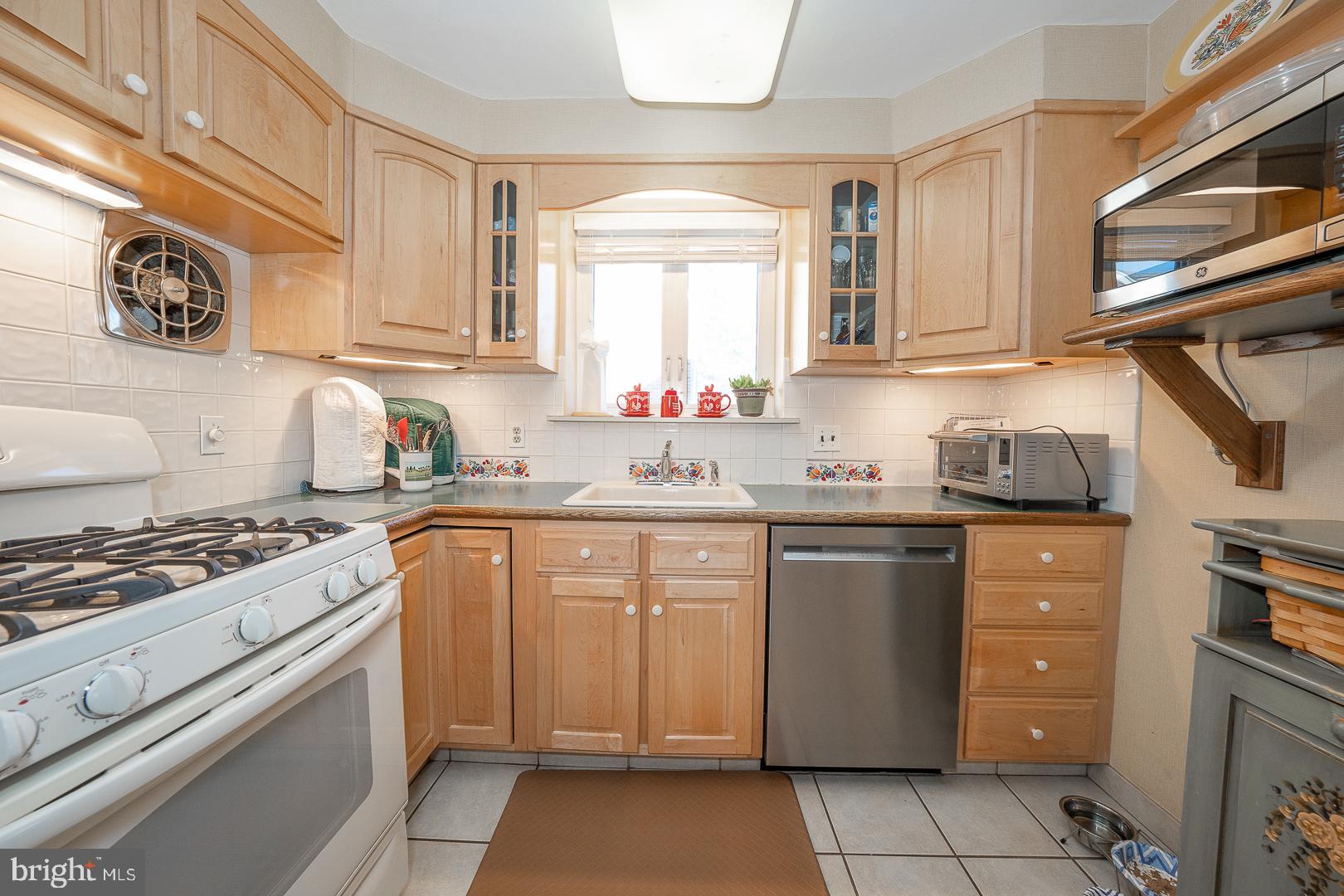 506 Saint Albans Rd