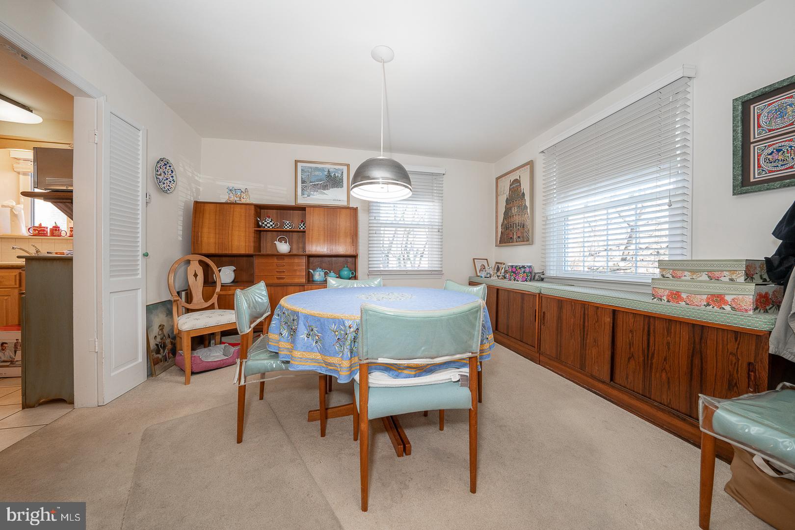 506 Saint Albans Rd
