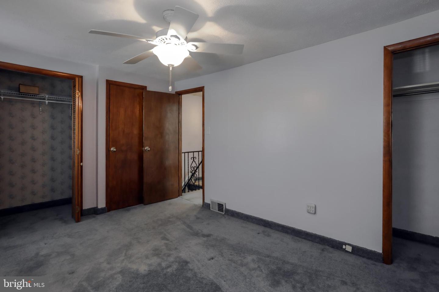 87 S Harwood Ave