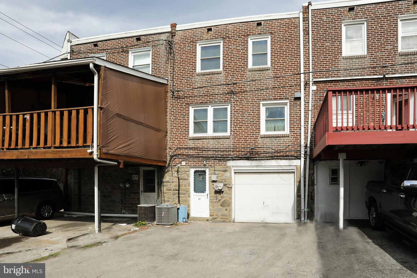 87 S Harwood Ave