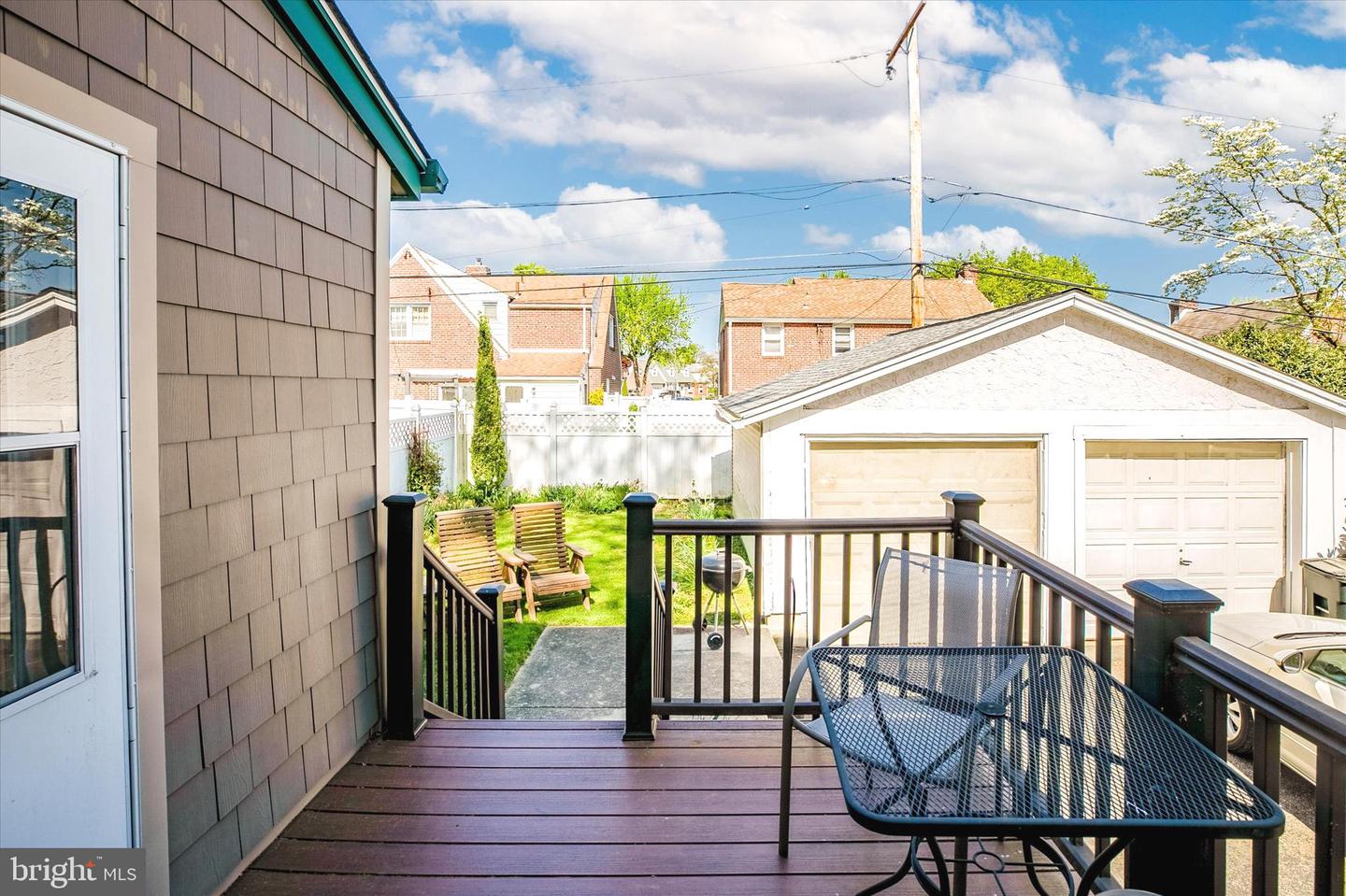 615 Country Club Ln