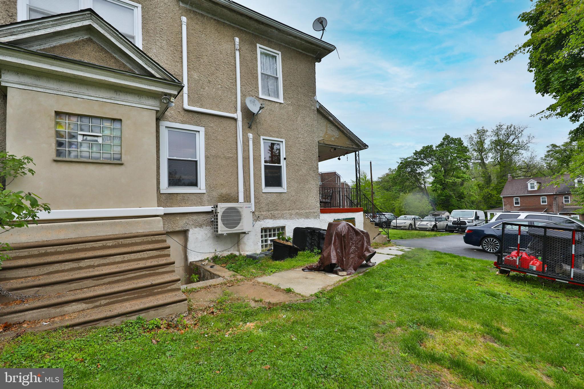 1001 Church Ln