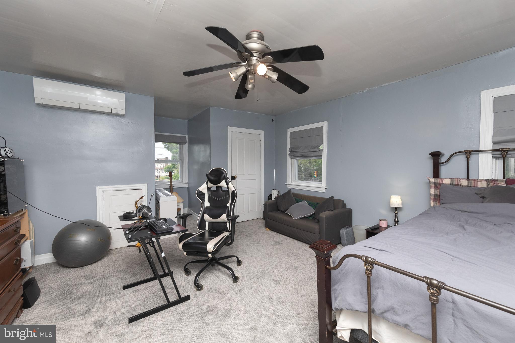 1001 Church Ln