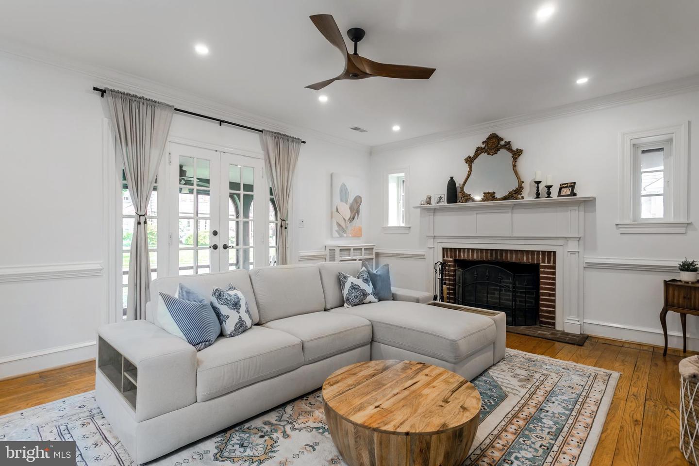 521 Gainsboro Rd
