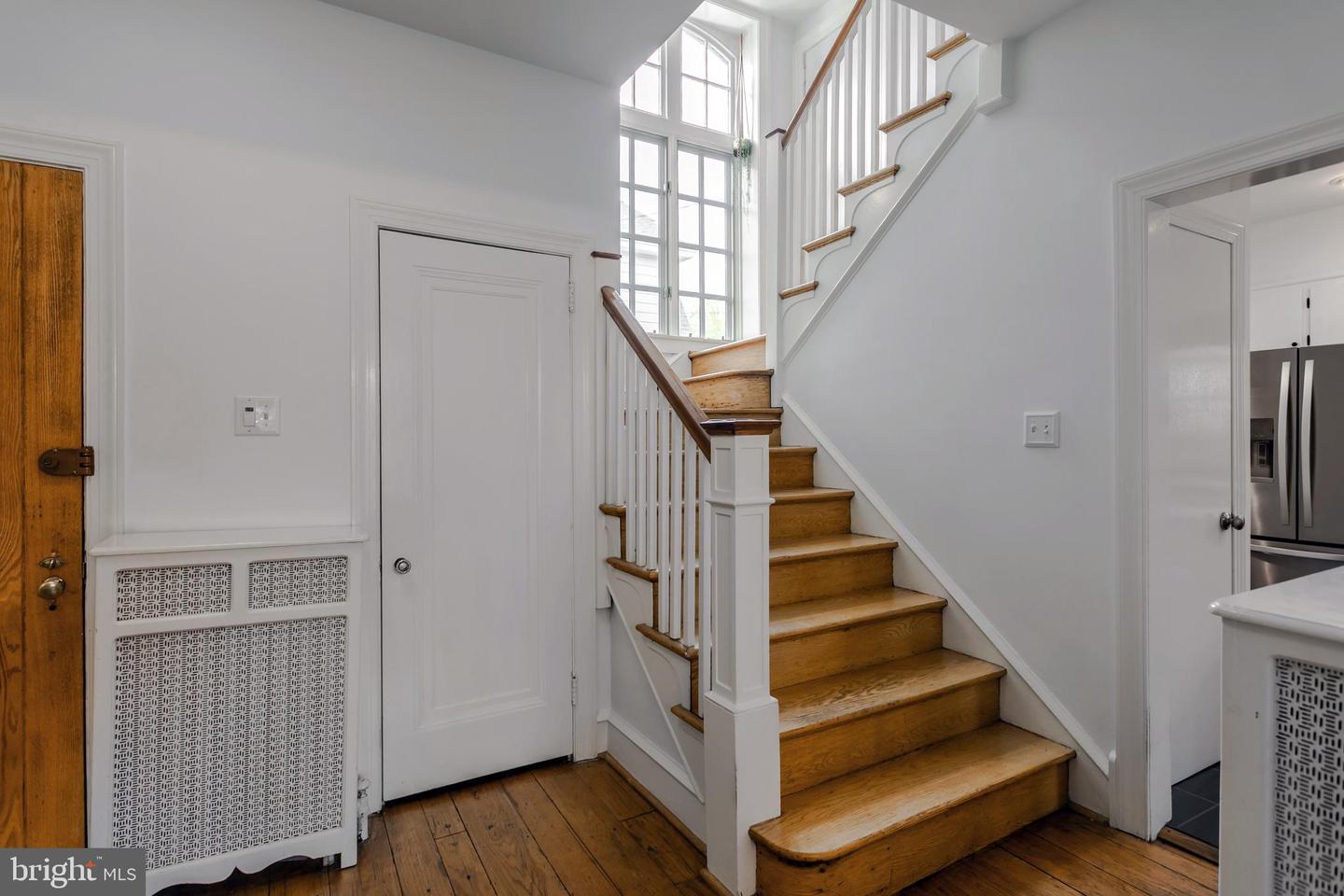 521 Gainsboro Rd