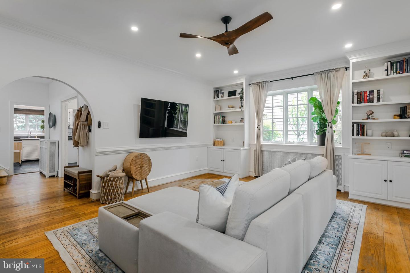 521 Gainsboro Rd