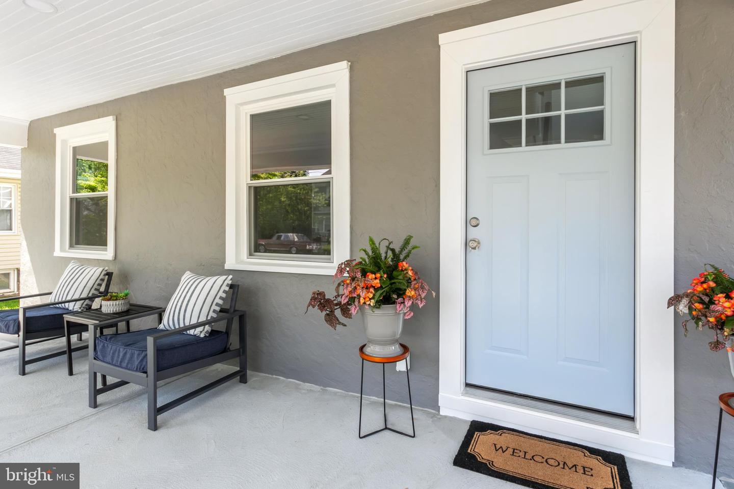 220 Strathmore Rd