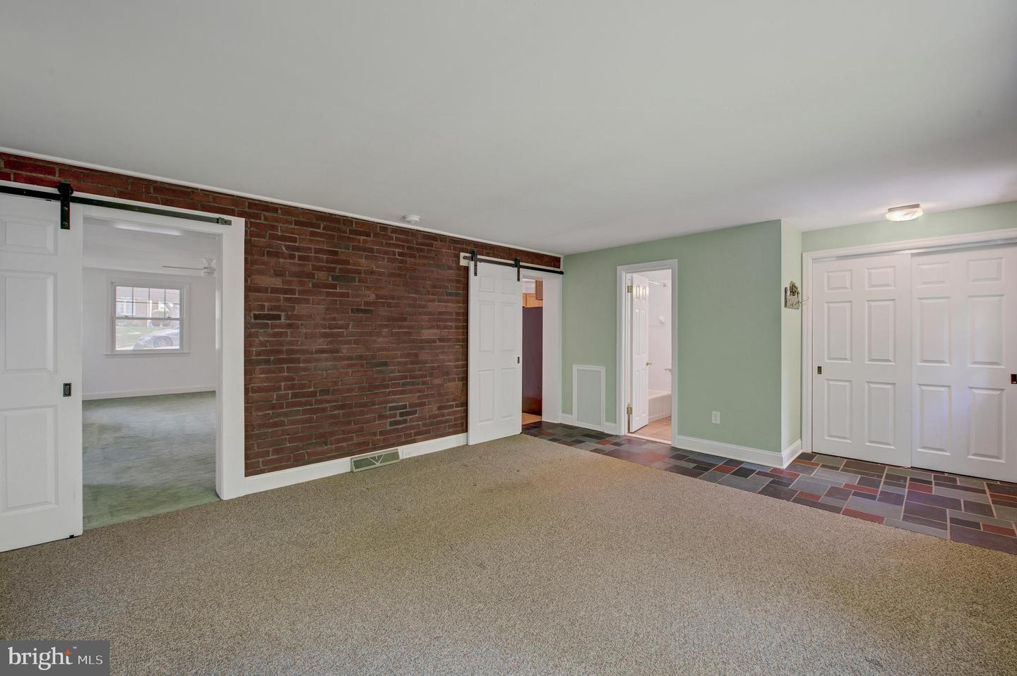 646 Newlin Rd